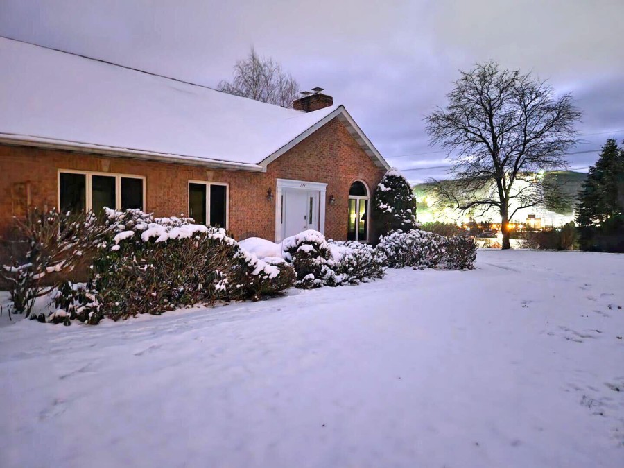 Front of home - Winter