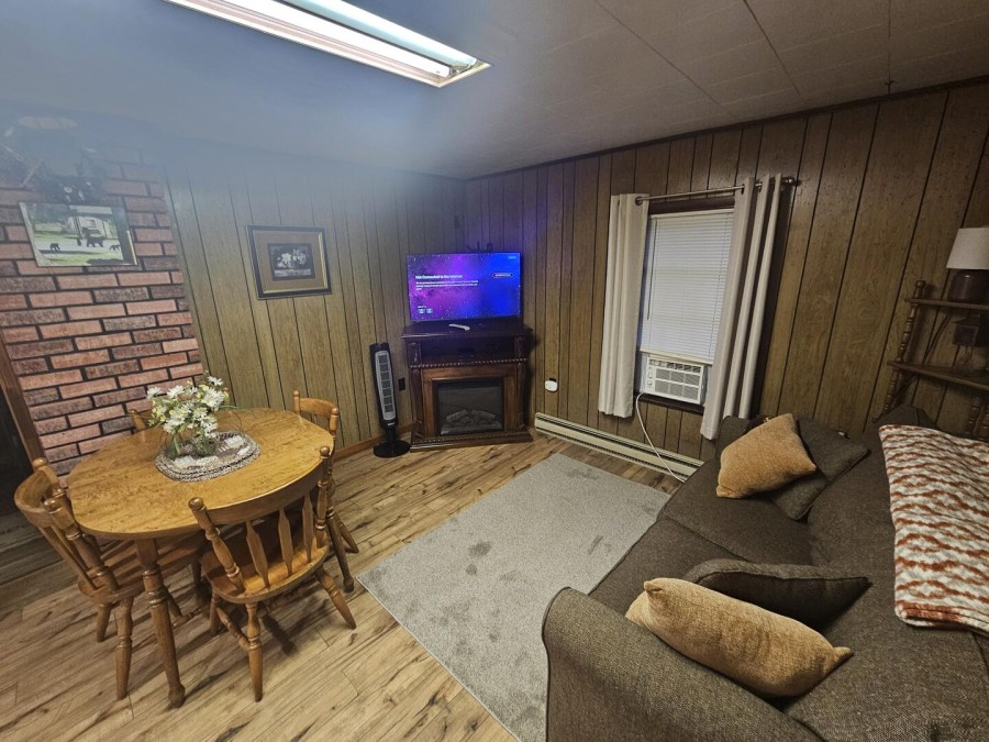 Dining area to TV